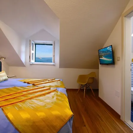 Apartment Allure *