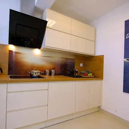 Apartment Allure